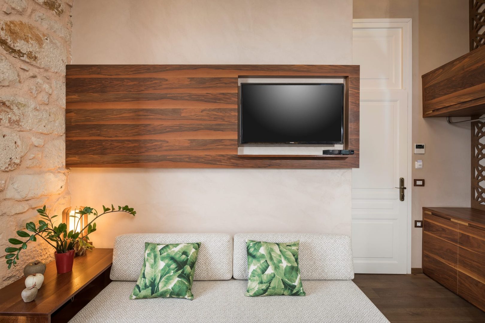 Ambassadors Residence Boutique Hotel Chania - WOODEN - 4