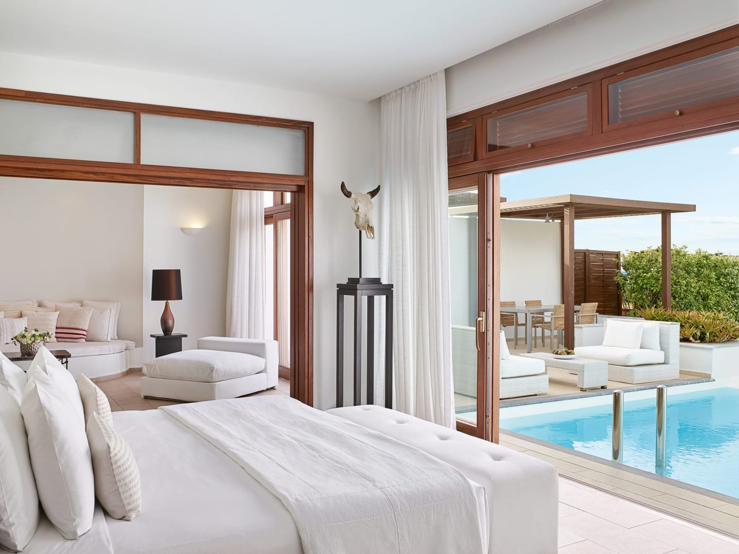 2 Bedroom villa waterfront with private pool
