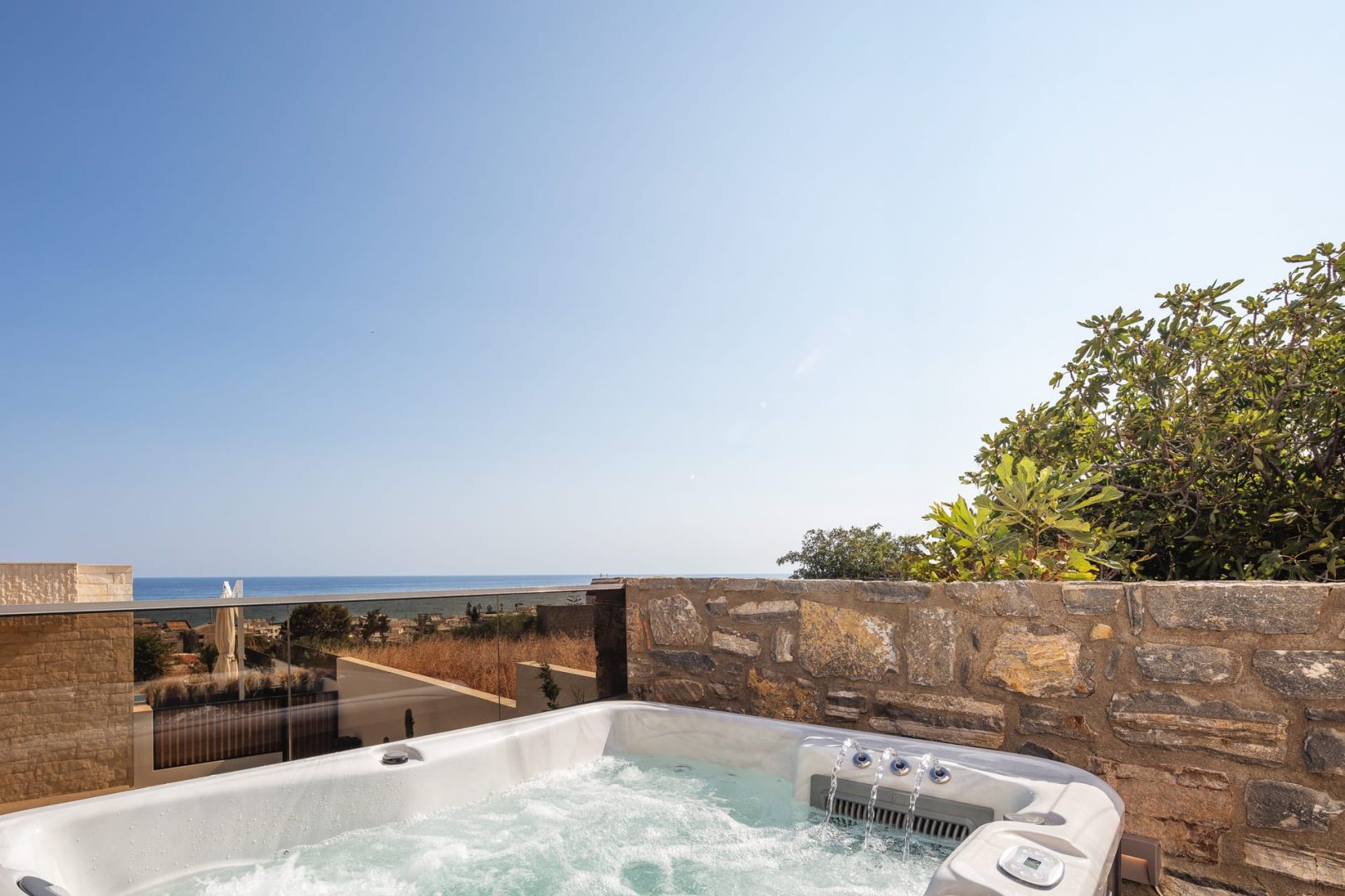 Paris Seaview Apartment with outdoor Jacuzzi | Rethymno Town