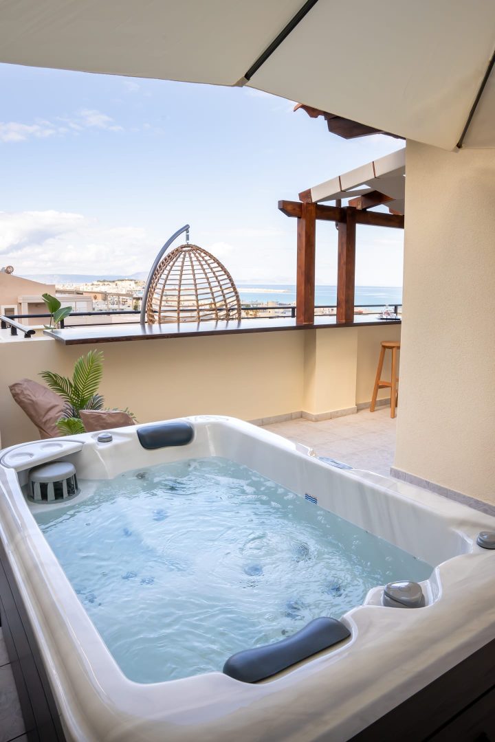 Μichalis Apartment with Outdoor Jacuzzi – Sea View | Rethymnon Town
