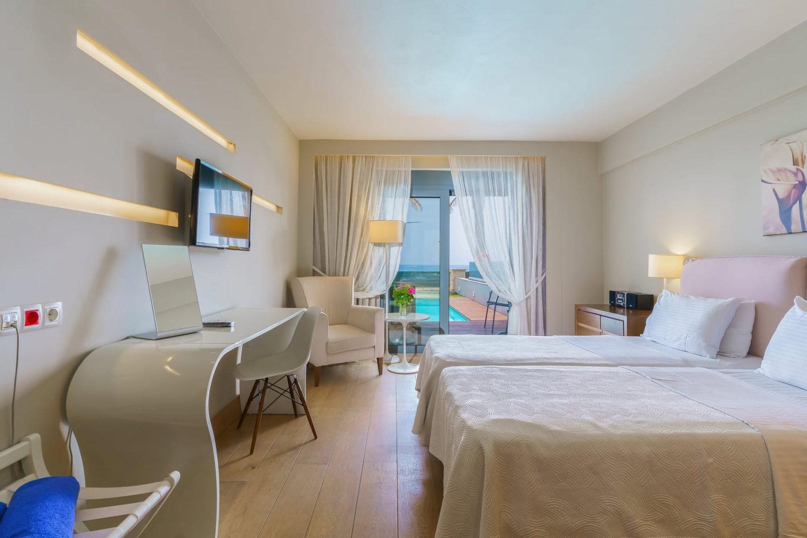 Superior Room with Private Pool & Sea View