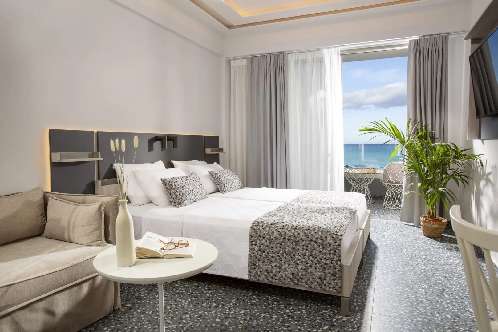 Superior Room with Sea View
