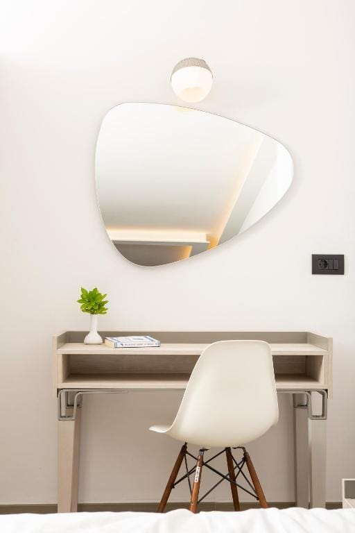 Pearl SeaBreeze Suites - DSV - 13
