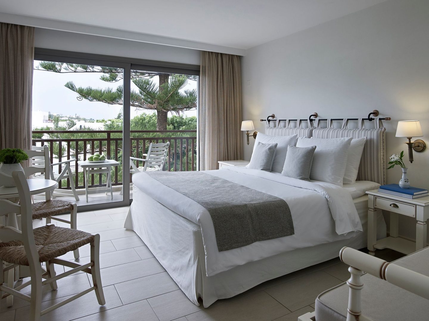 Family One-Bedroom Room