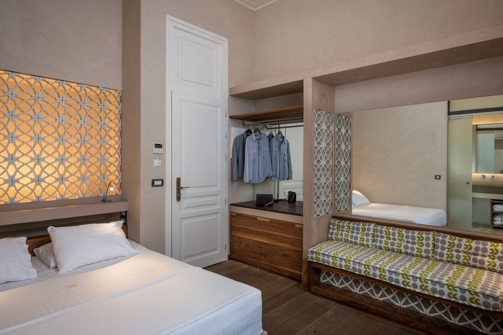 Ambassadors Residence Boutique Hotel Chania - CEMENT - 2