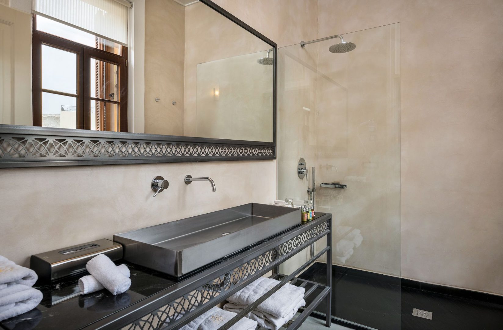 Ambassadors Residence Boutique Hotel Chania - METAL - 4