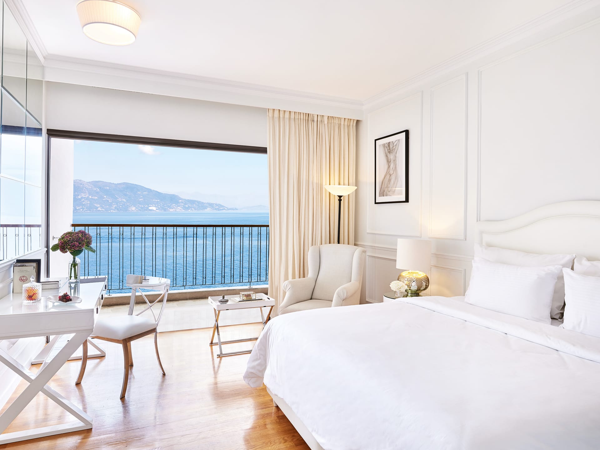 Panoramic Guestroom Sea View