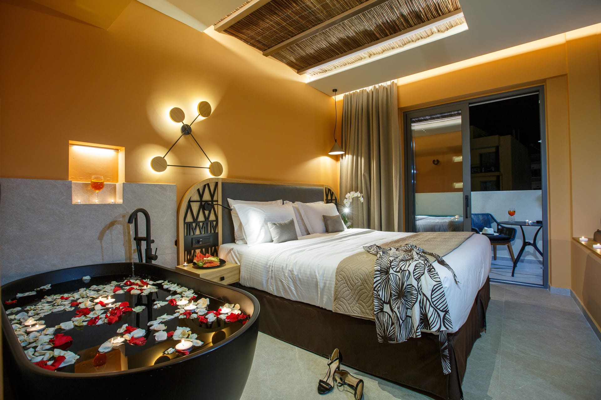 Romantic Deluxe Suite with Jacuzzi