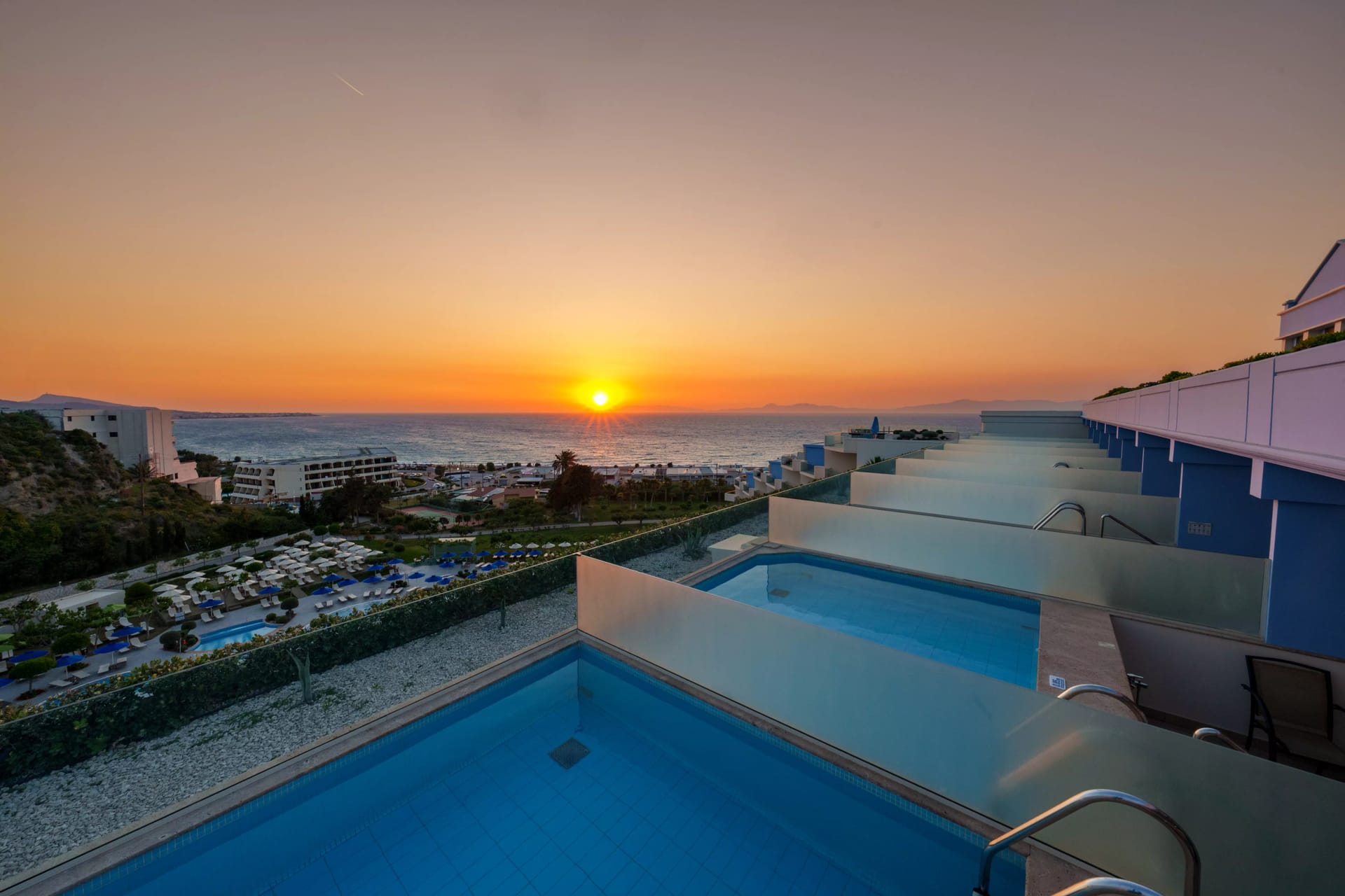 Atrium Platinum Luxury Resort Hotel & Spa - DLXPG - 4