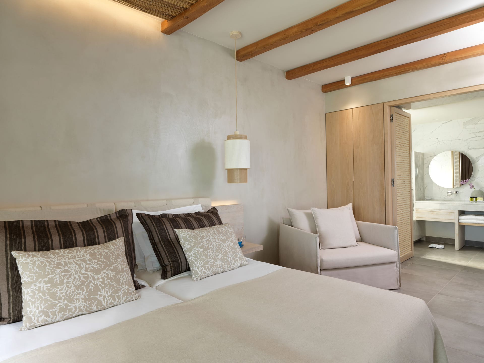 Twin Room Inland View