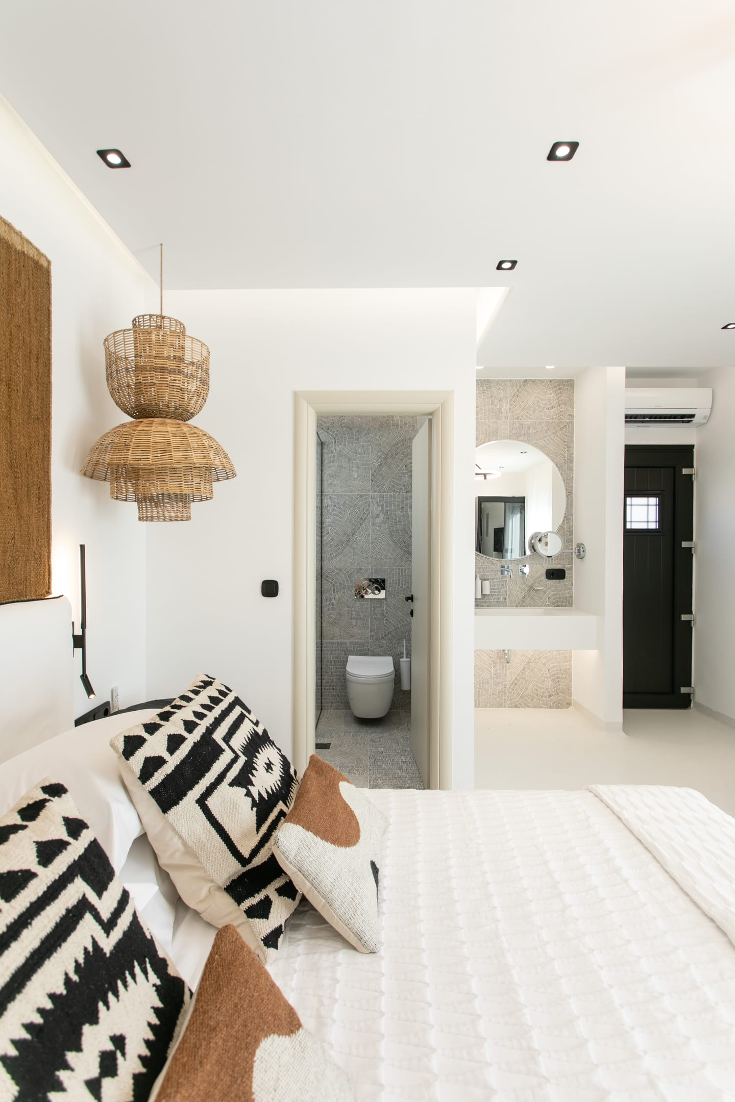 Eden Beachfront Residences and Suites - SUITE - 5