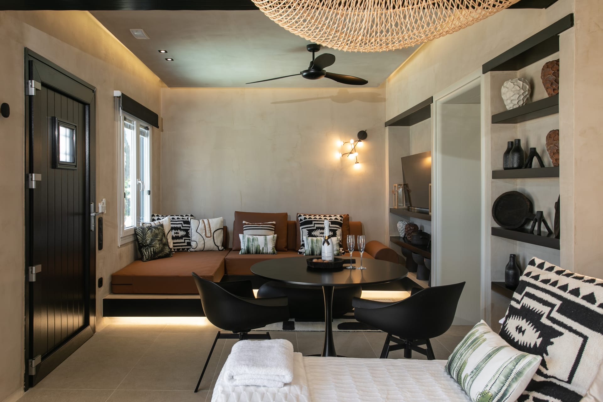 Eden Beachfront Residences and Suites - SUPER - 4