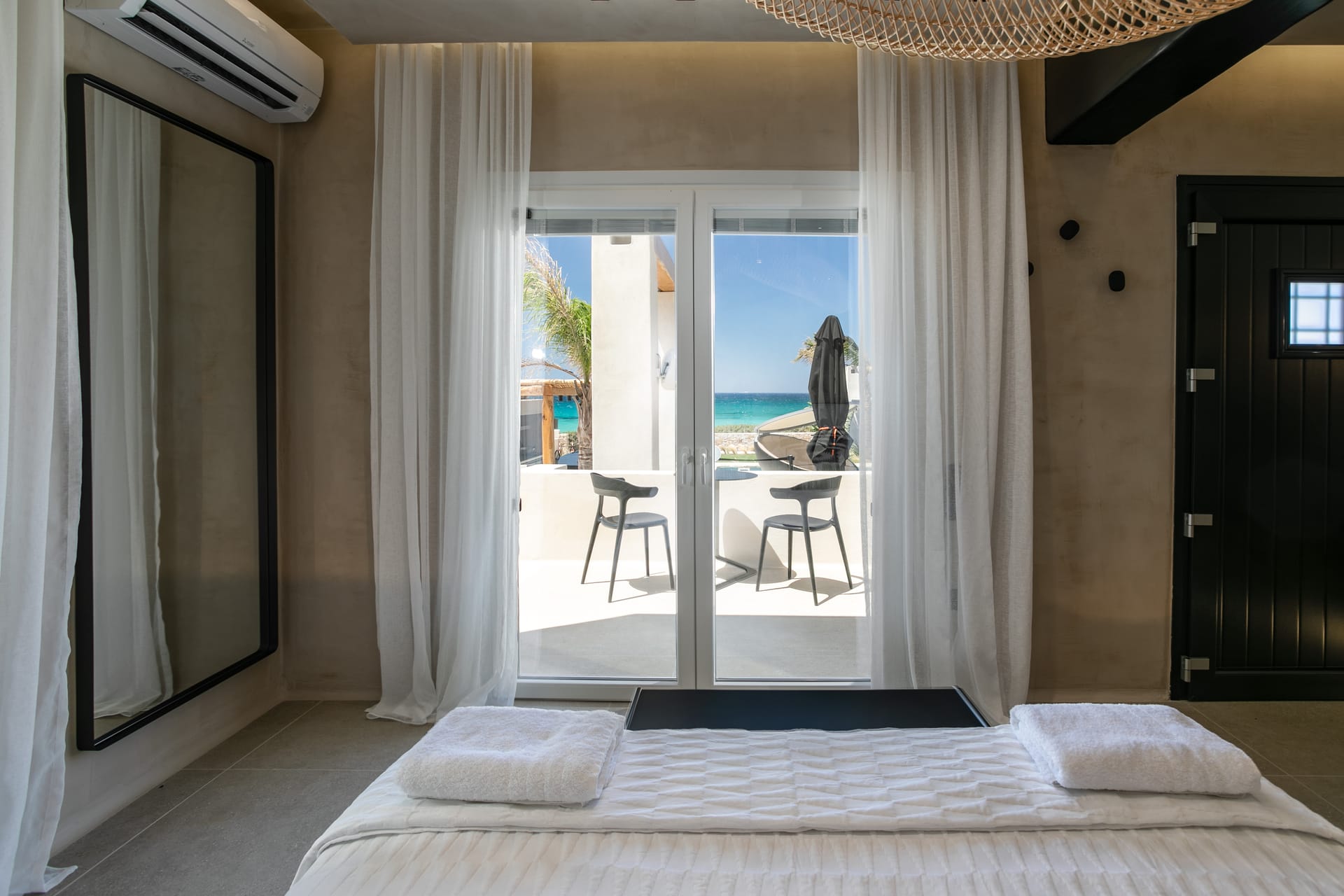 Eden Beachfront Residences and Suites - SUPER - 5