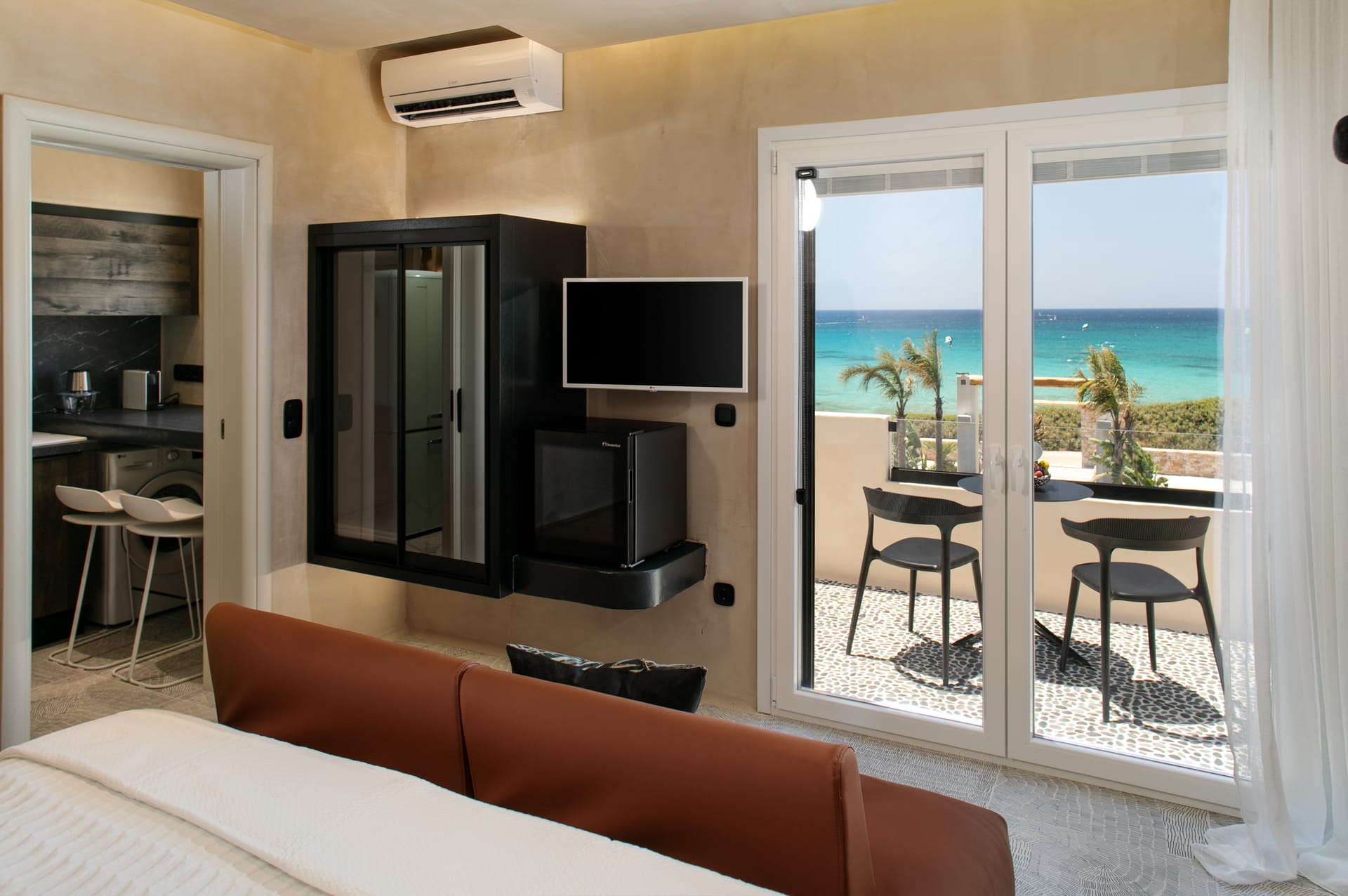 Eden Beachfront Residences and Suites - ESTATE - 6