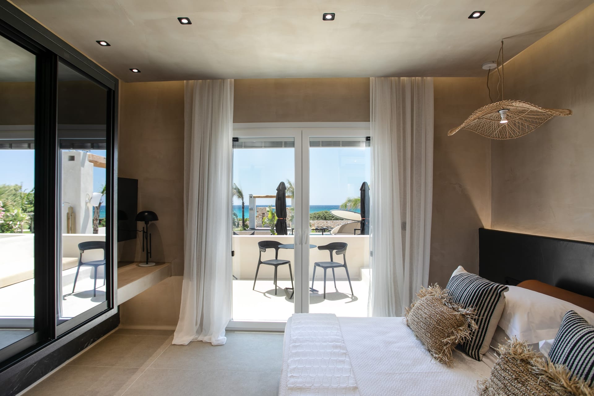 Eden Beachfront Residences and Suites - ESTATE - 44