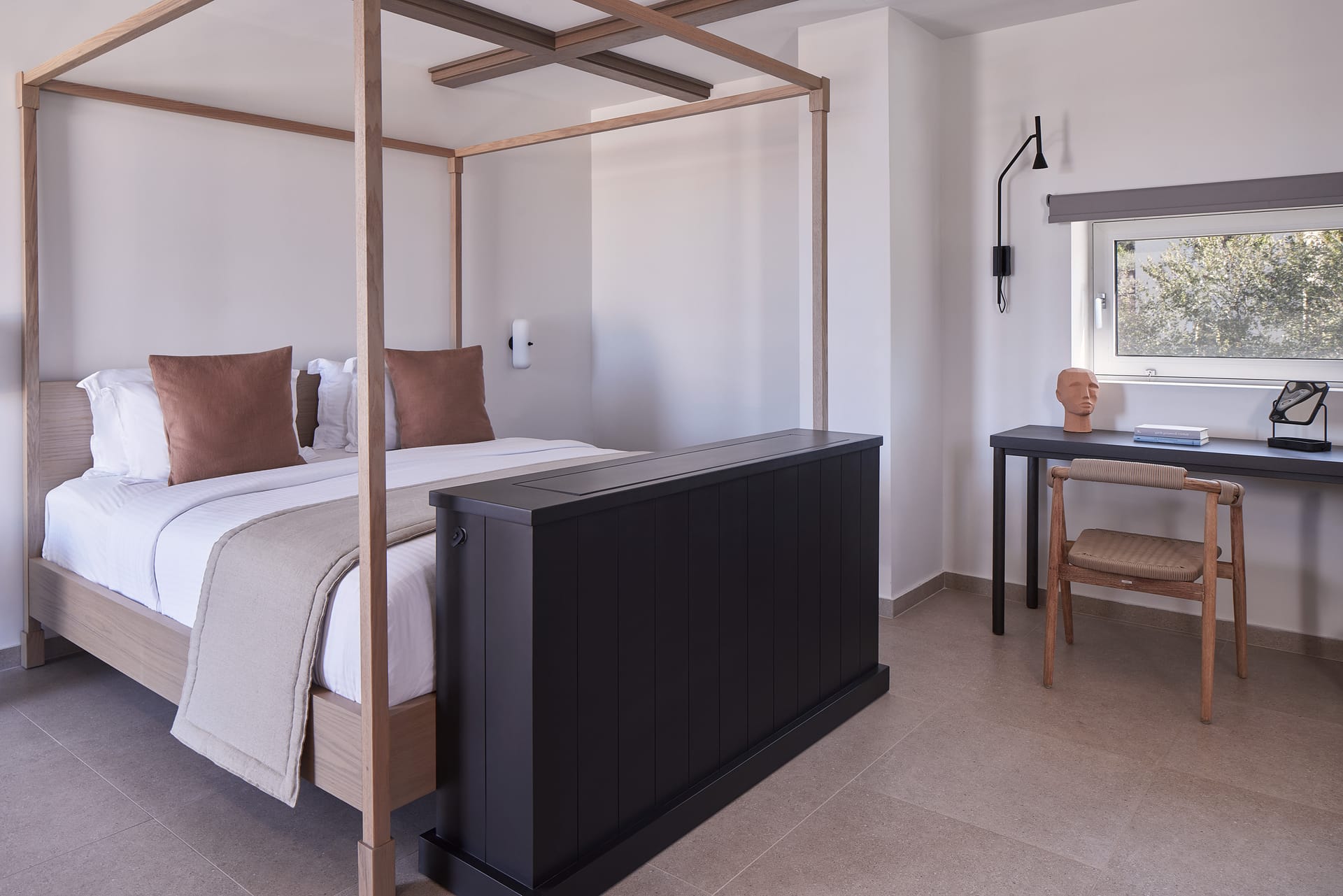 Honeymoon Suite with Hotub