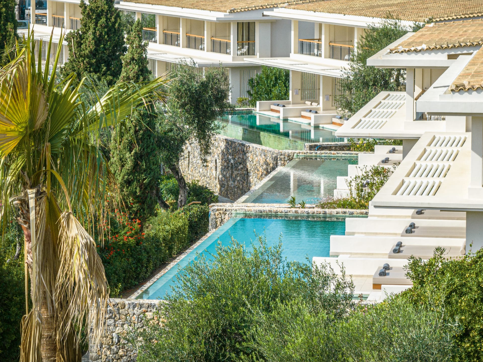 Swim Up Junior Bungalow Suite