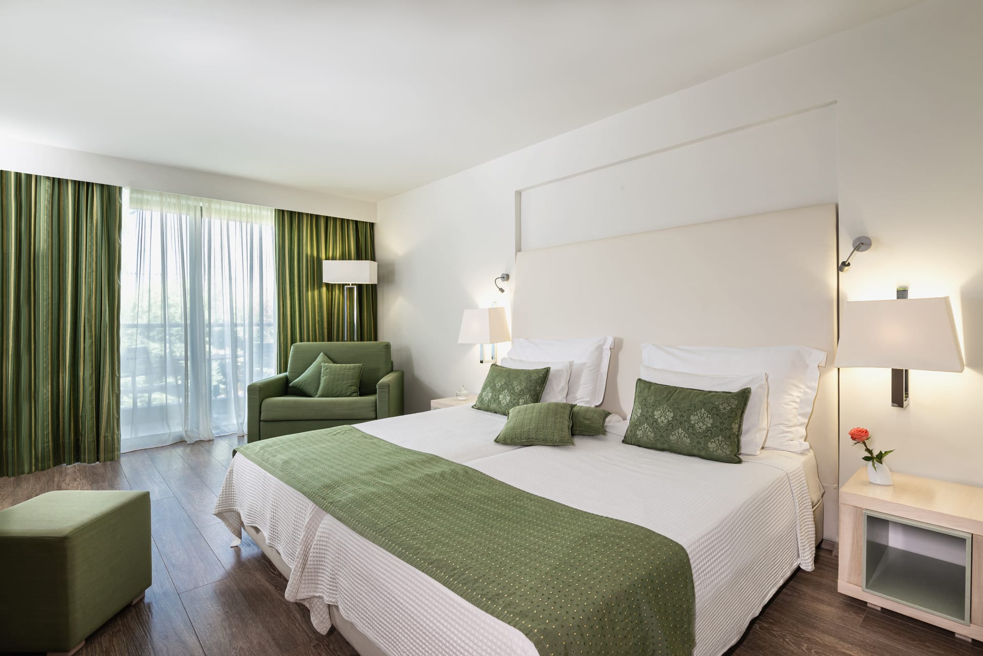 Superior Room with Garden View