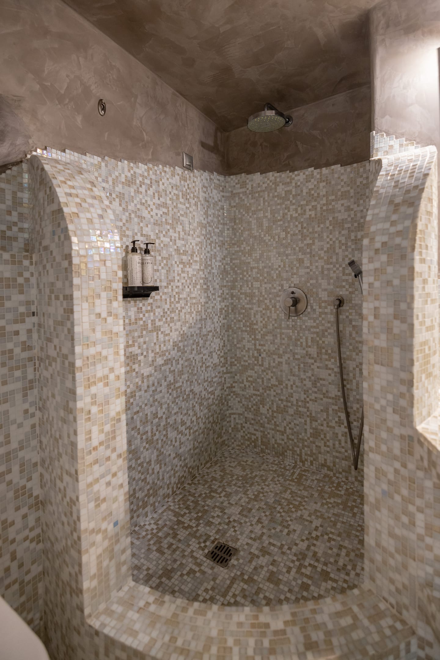 Above Blue Suites - PEARL - 11