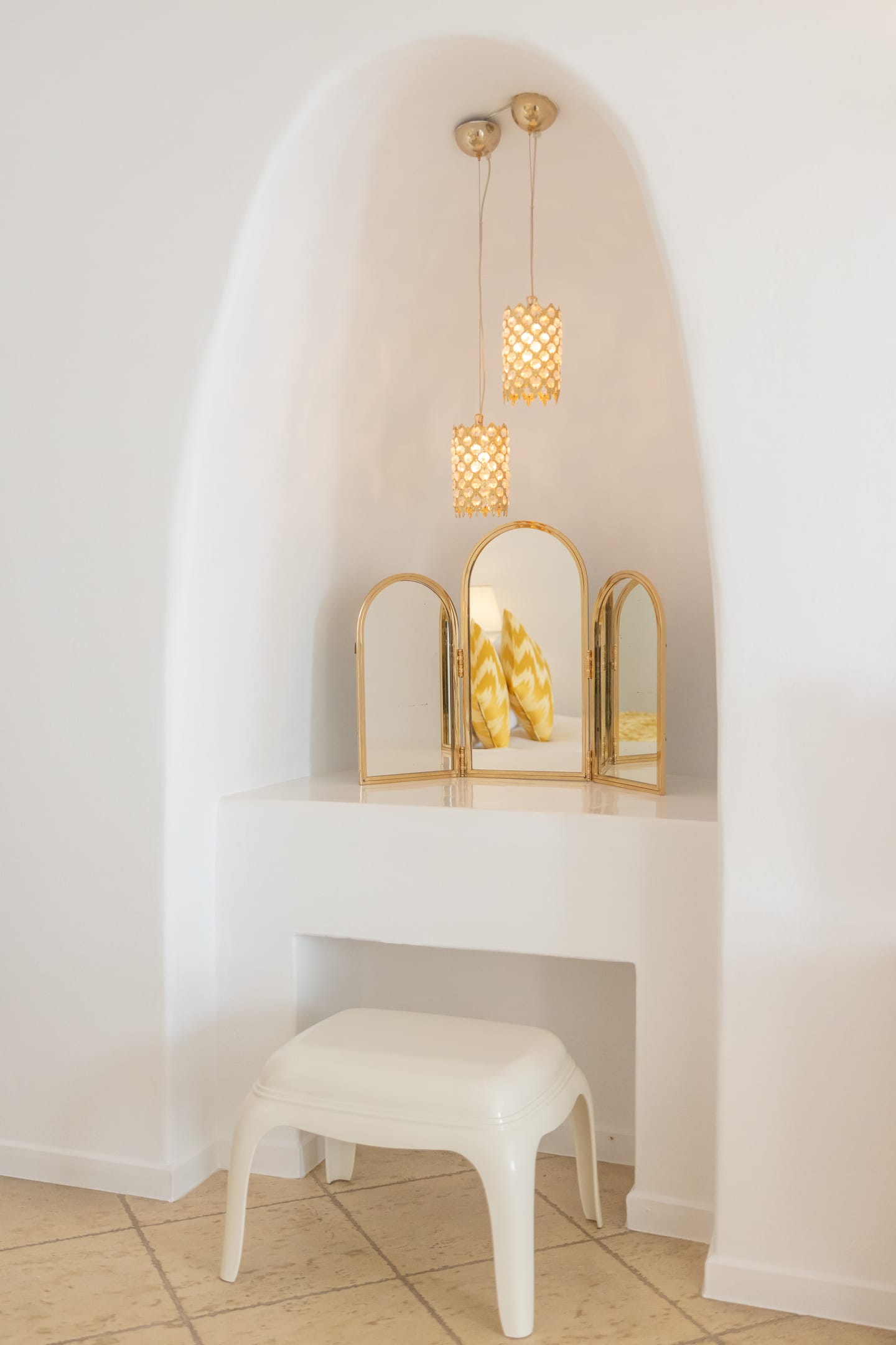 Above Blue Suites - CHARM - 11