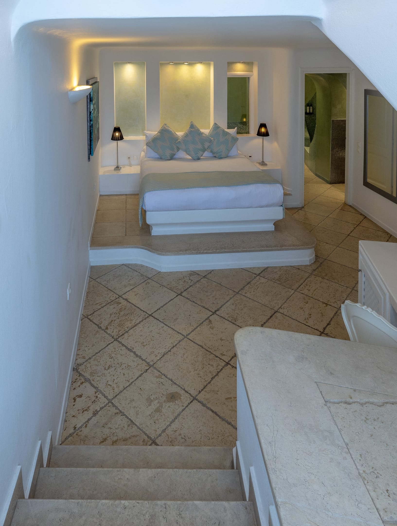 Above Blue Suites - LAGOON - 8