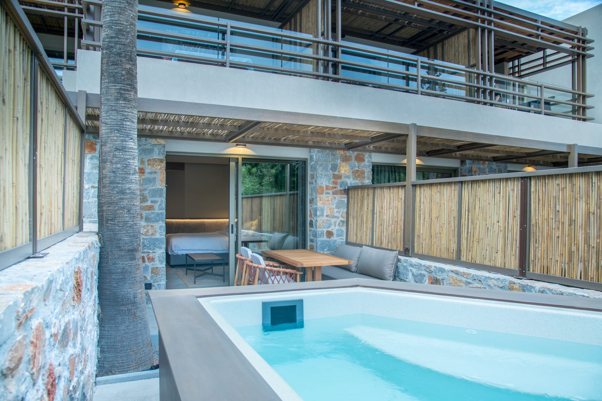 Classic Double Garden View Outdoor Hot Tub
