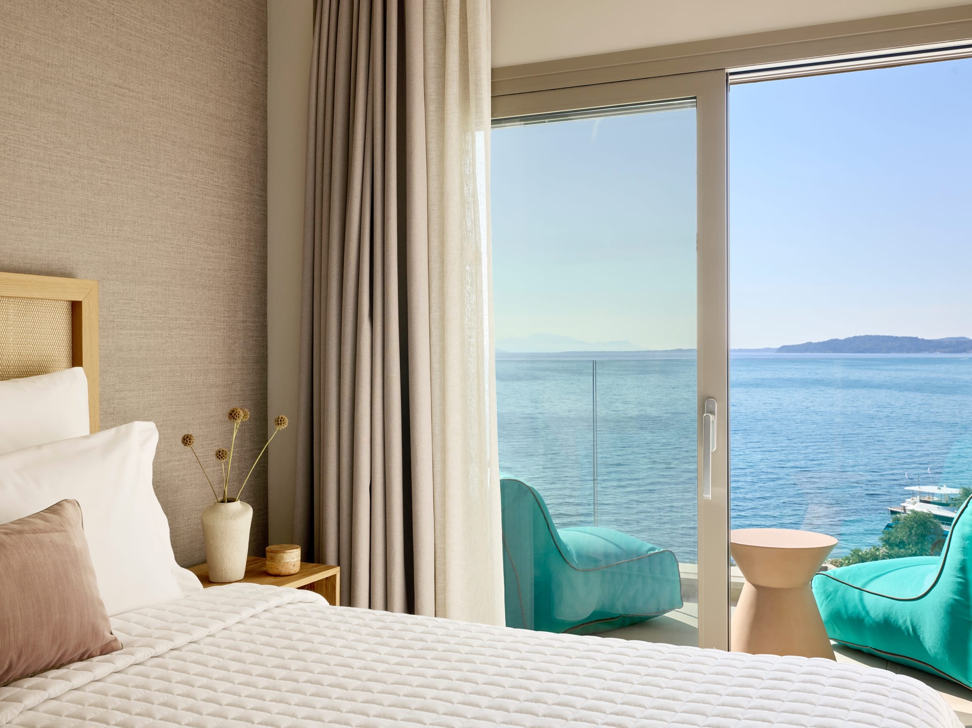 Bungalow Family Suite Sea View