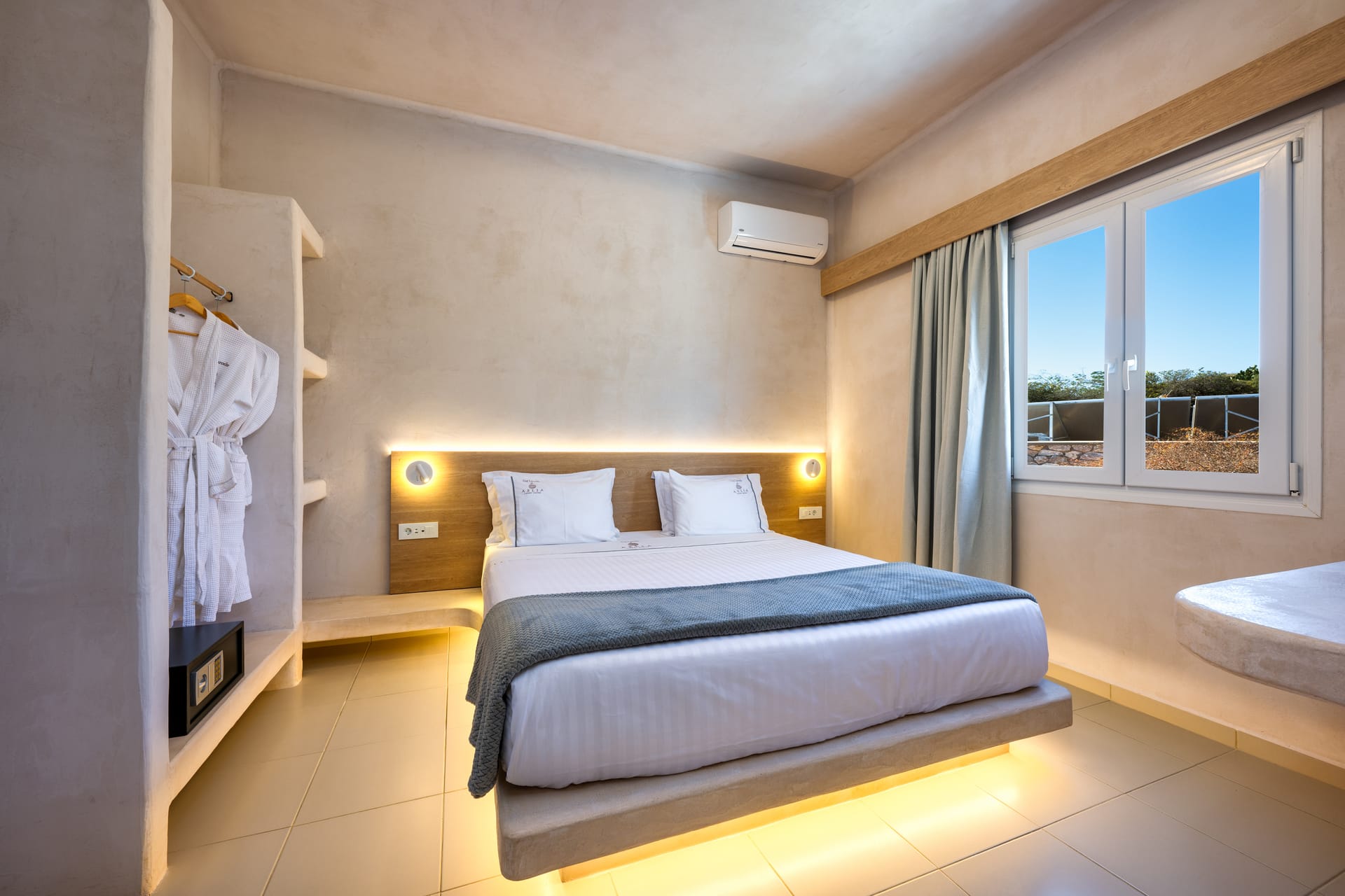 Aelia Luxury Suites - FAMILY - 2