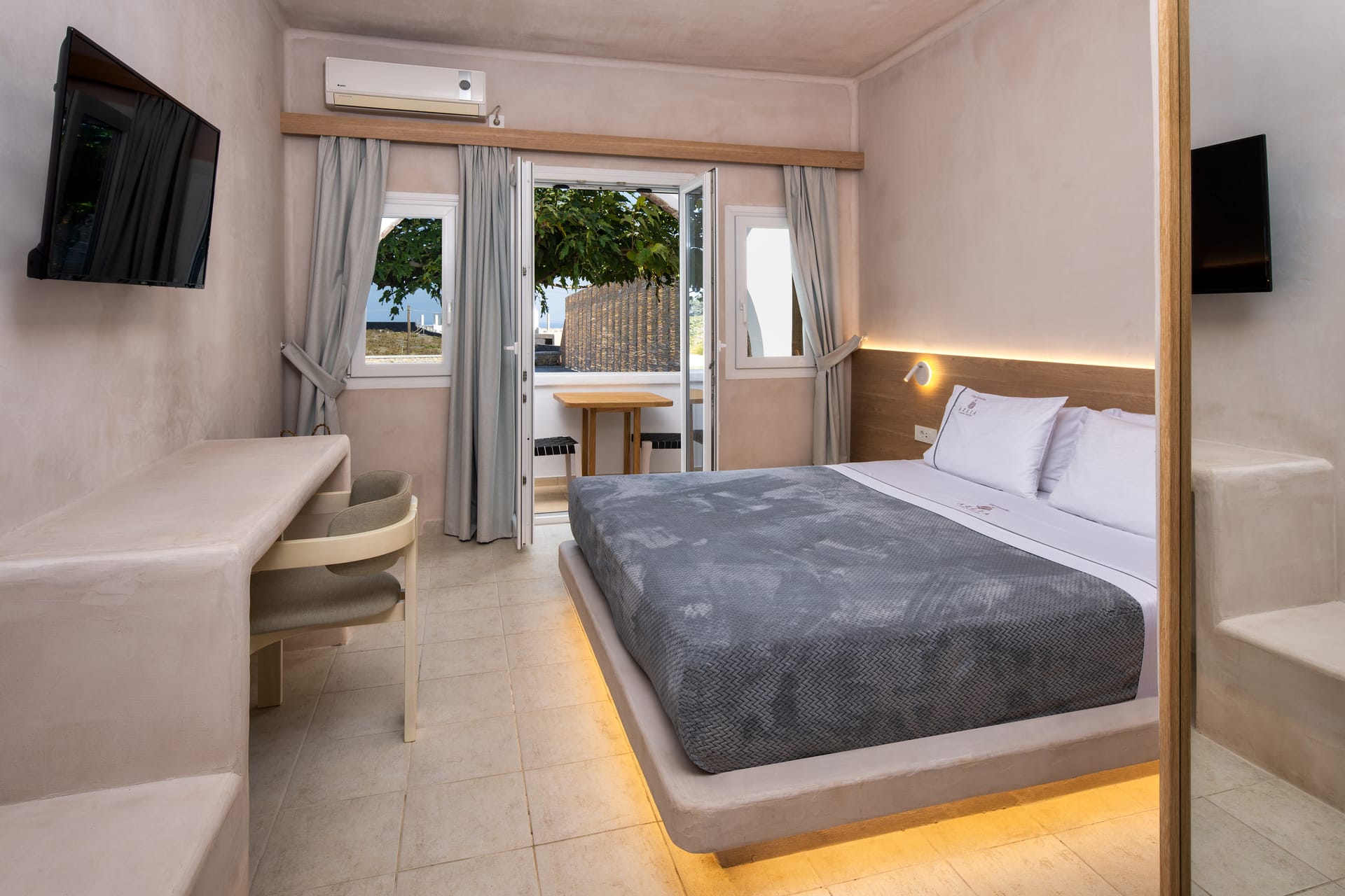 Aelia Luxury Suites - ELEGAN - 2