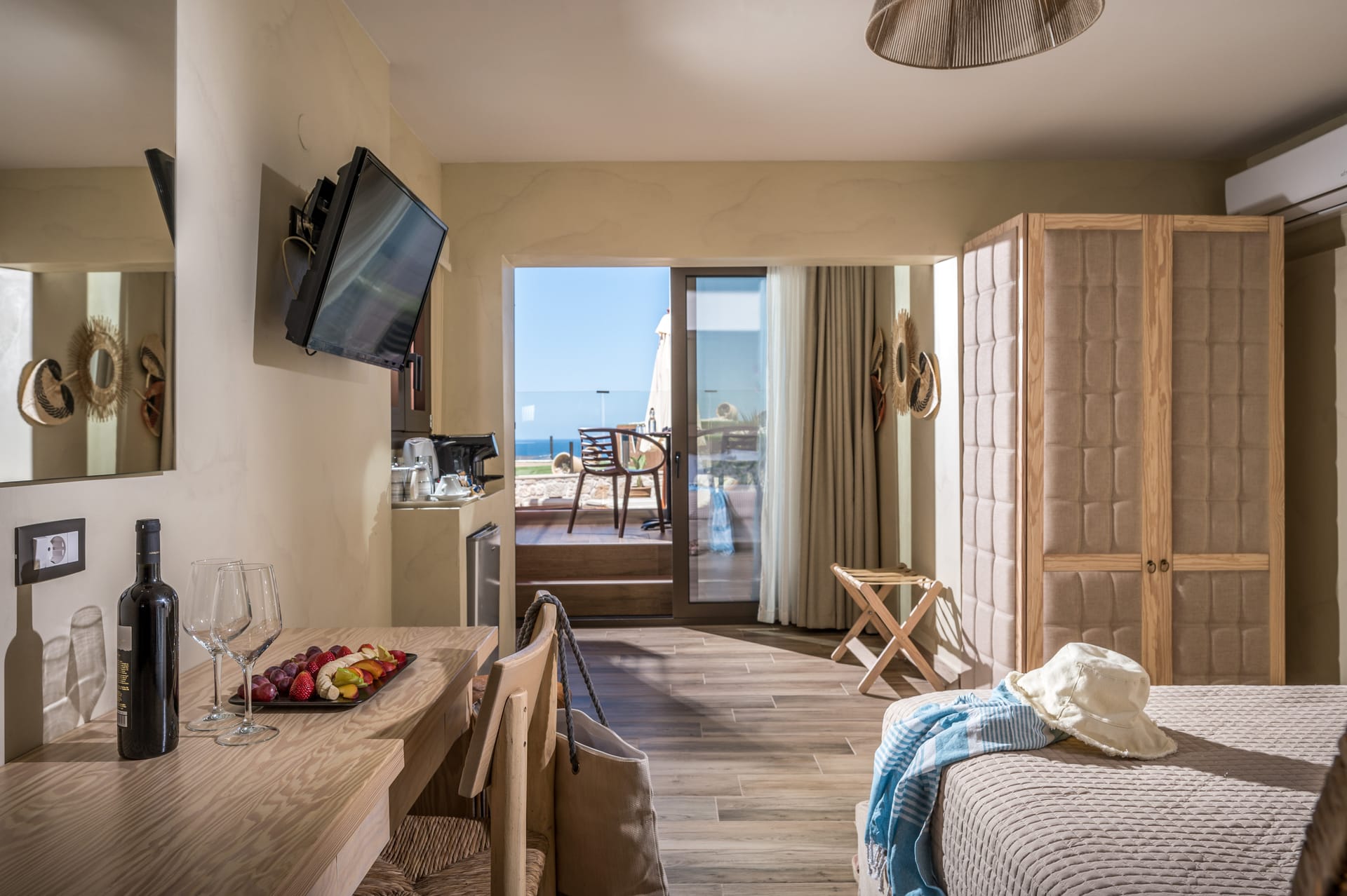 Deluxe Room with Sea View