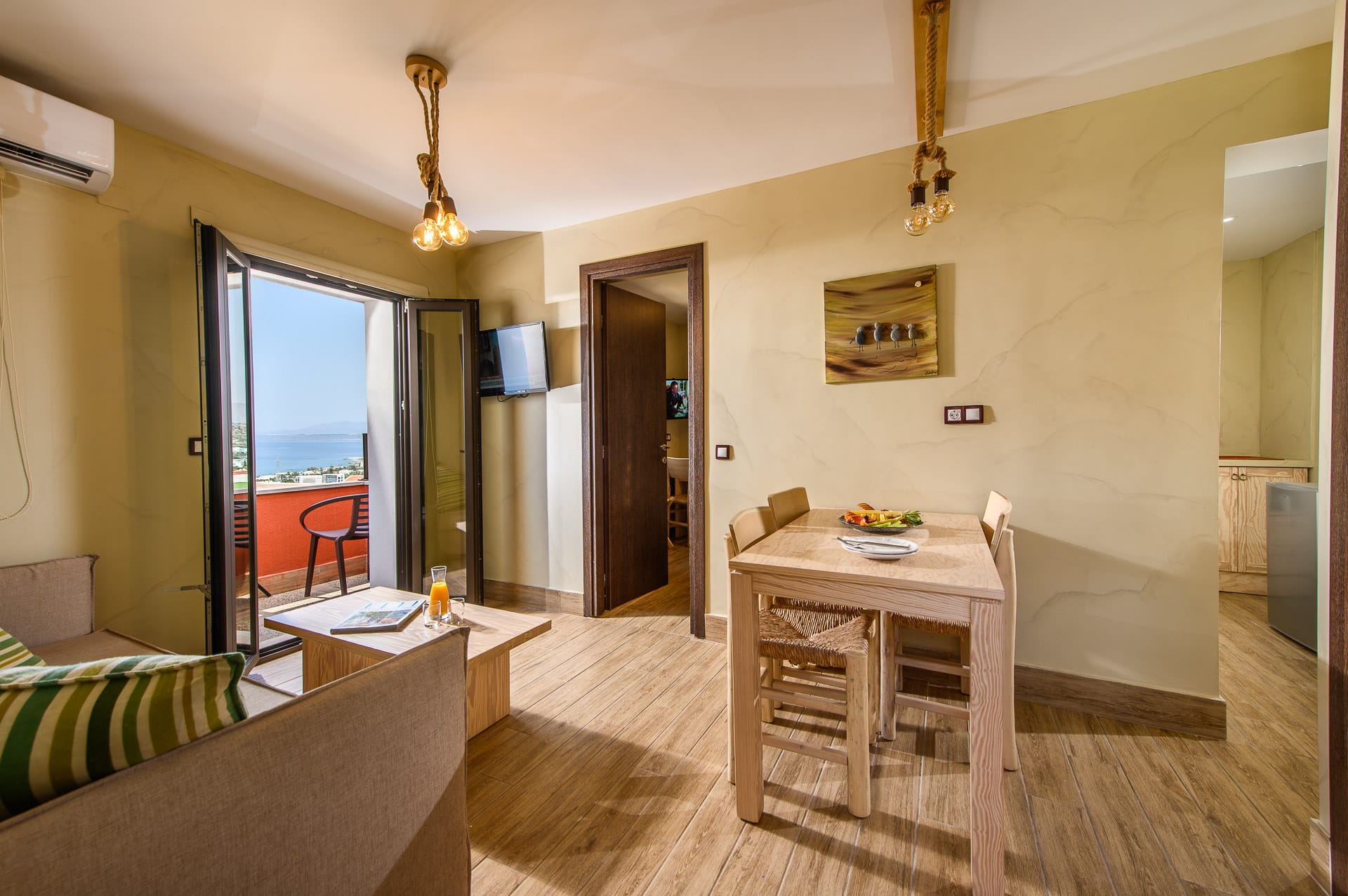 Luxury Two Bedroom Suite Sea View Outdoor Jacuzzi