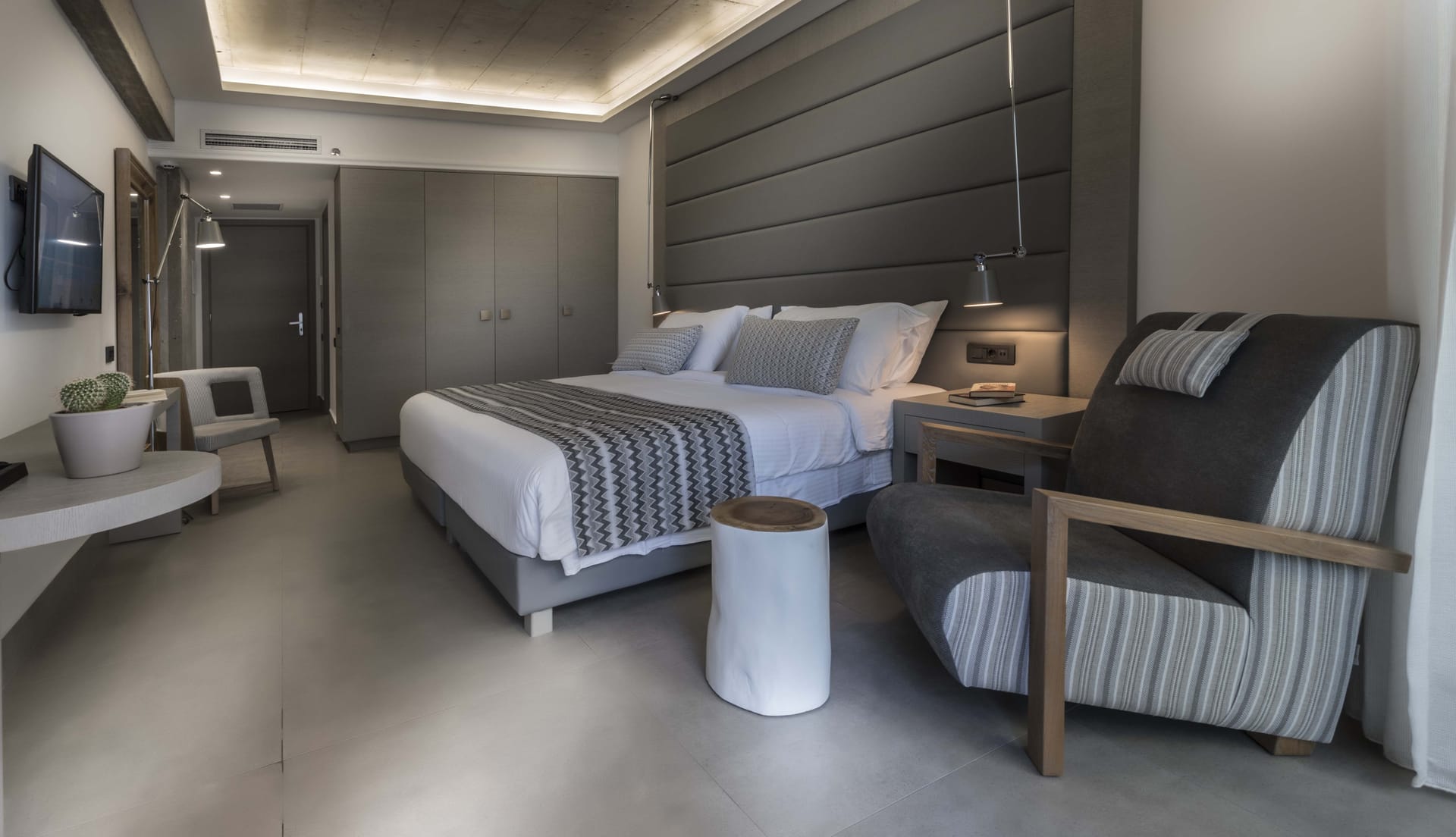 Junior Suite Side Sea View Annex Building