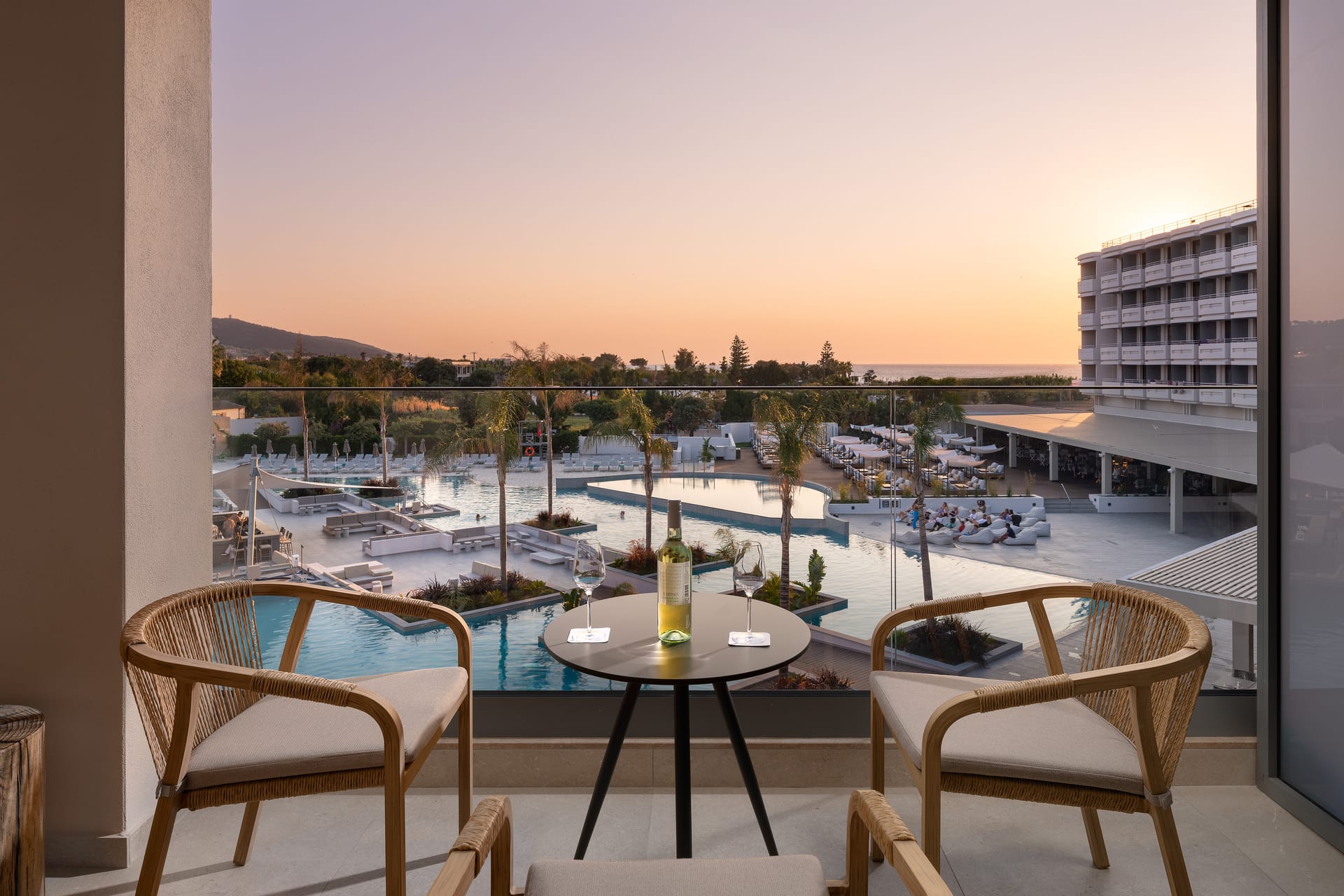 Executive Suite Pool View