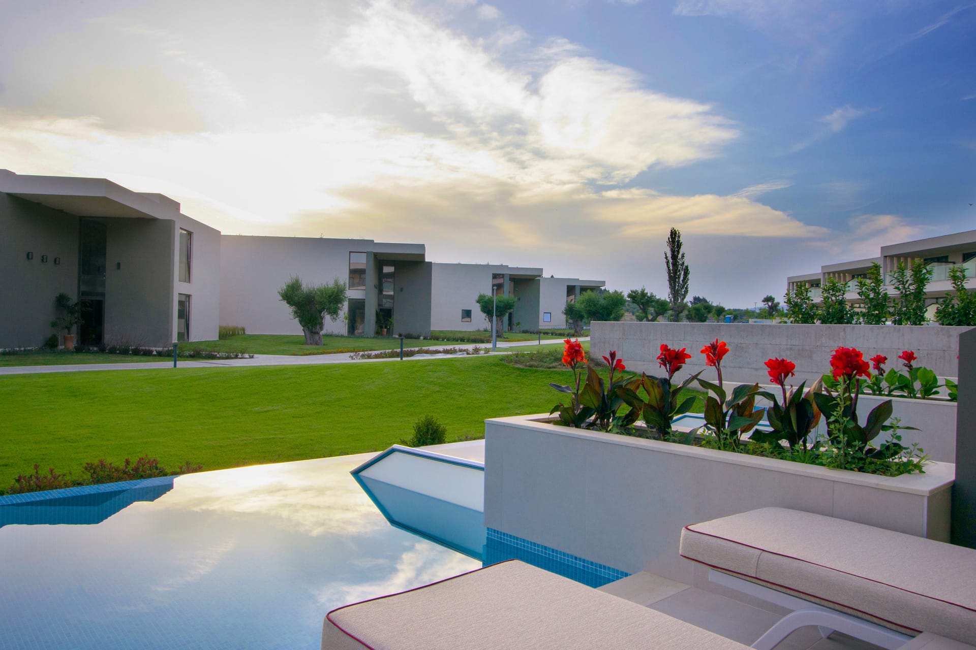Deluxe Garden View Private Pool