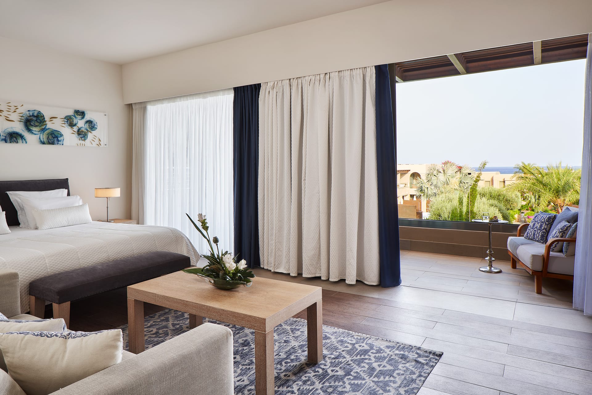 Honeymoon Suite