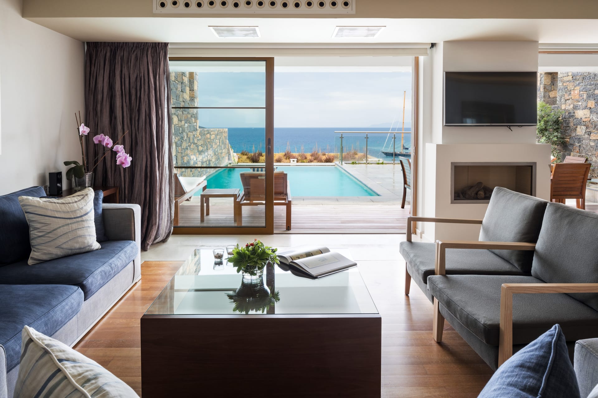 Tilos Six Bedroom Diamond Residence