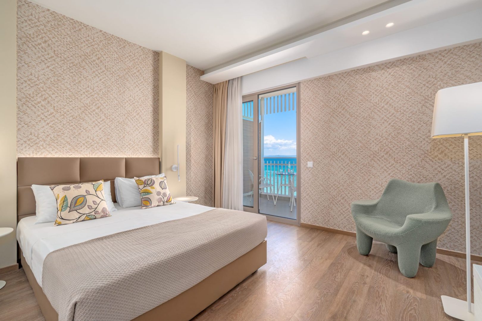 Deluxe Double Room | Sea Front