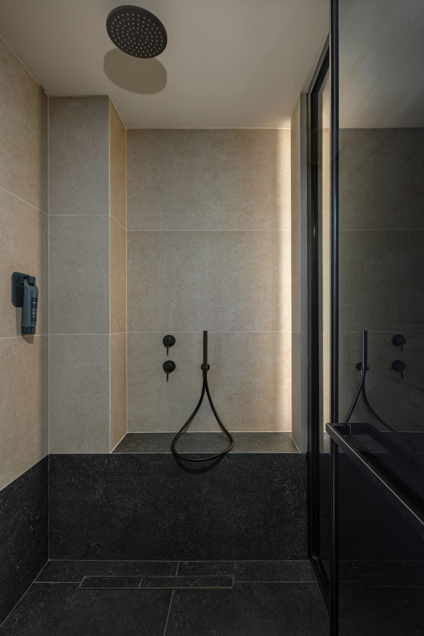 Omega Residences - RJS - 14