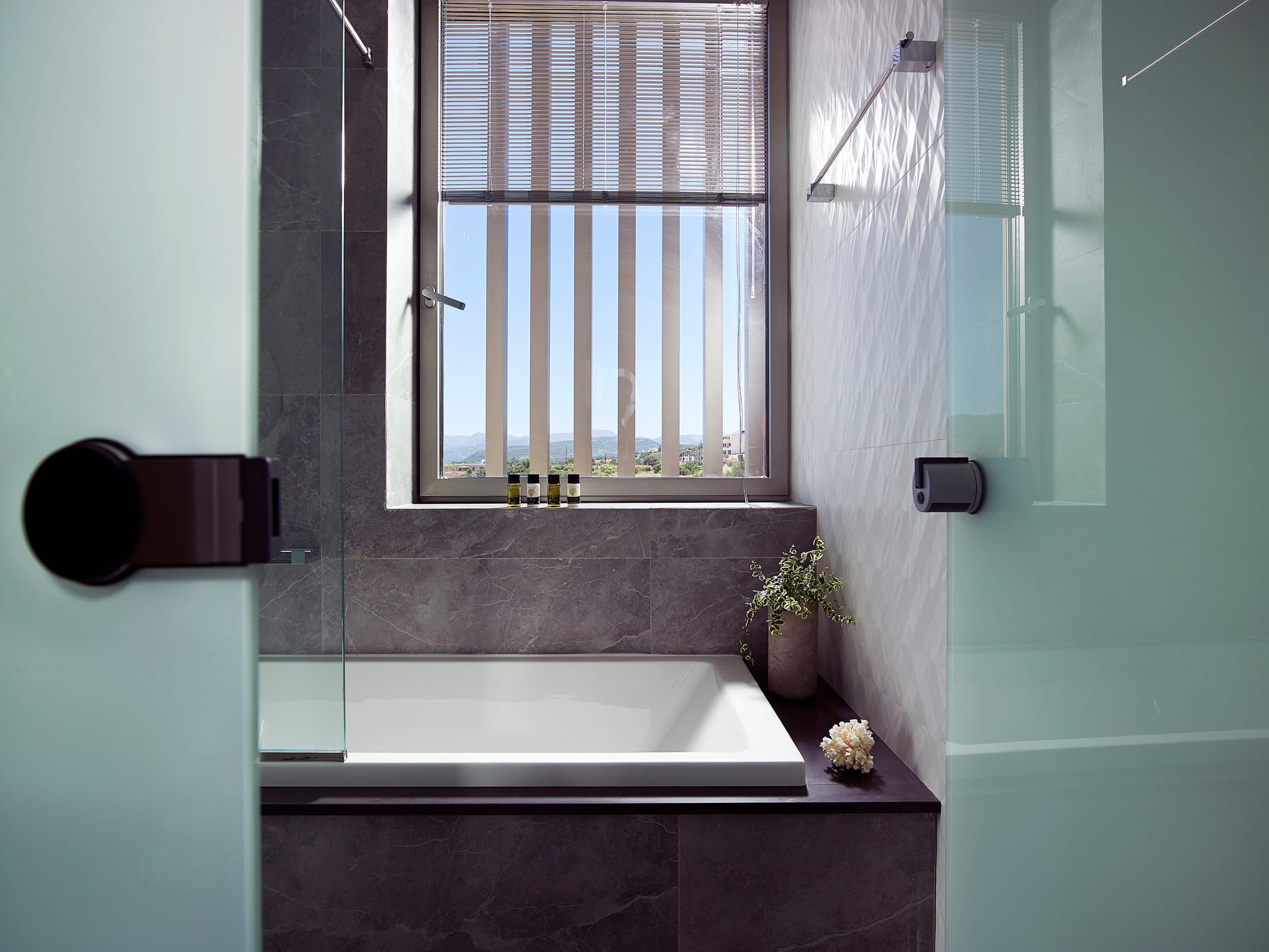 Youphoria Sea View Villas Crete - COMPLX - 82