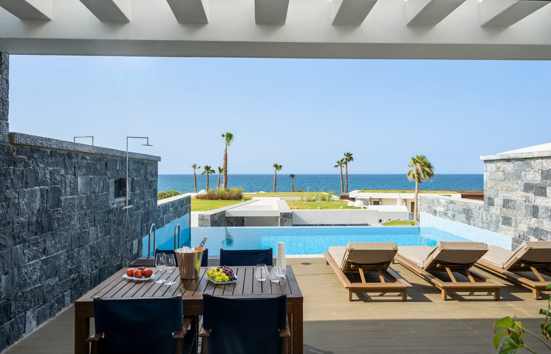 Prestige Suite Sea View with Private Pool & Indoor Sauna