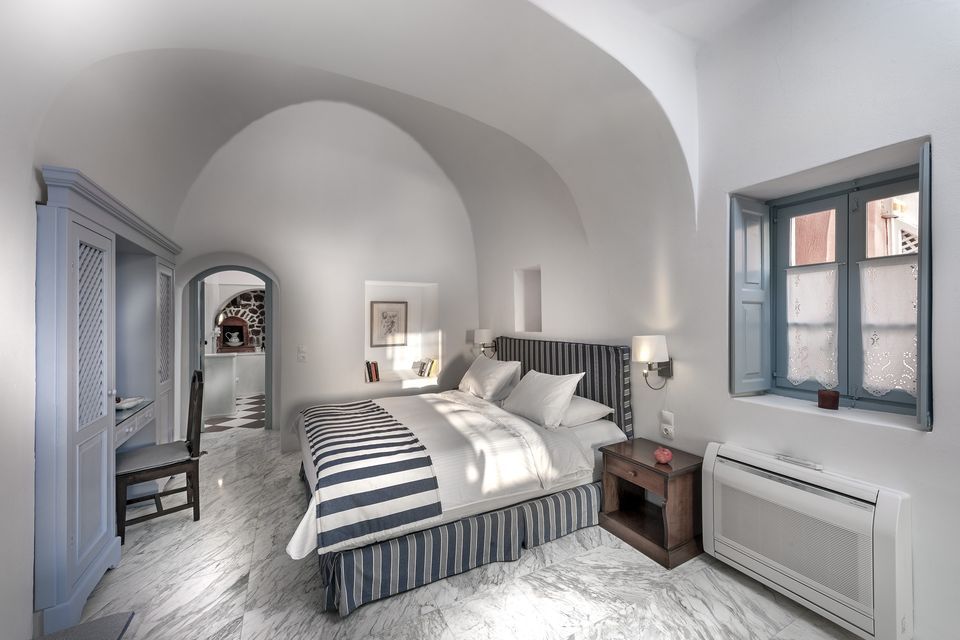 Authentic Santorinia Residences