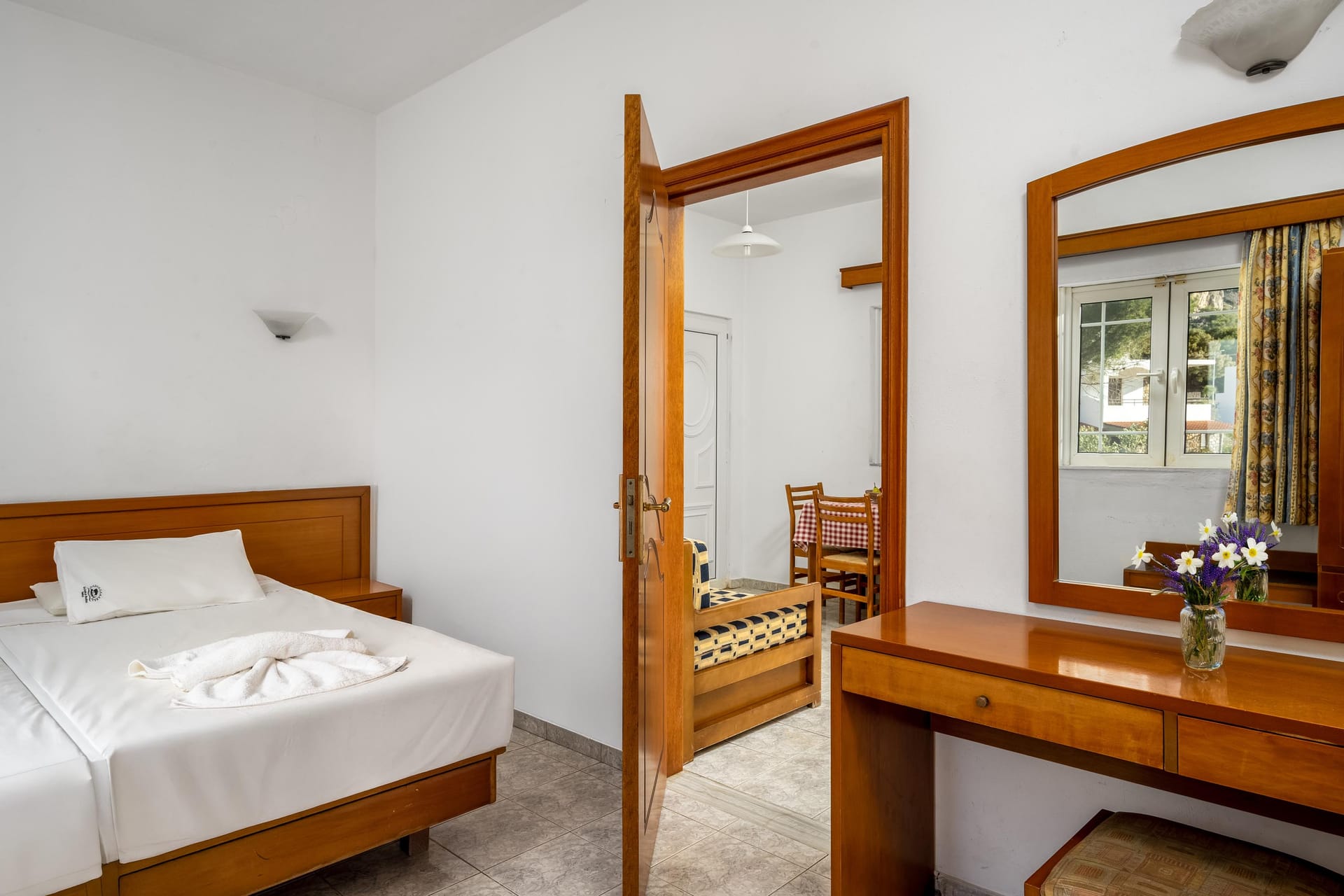 Evi Studios - 1BA - 3