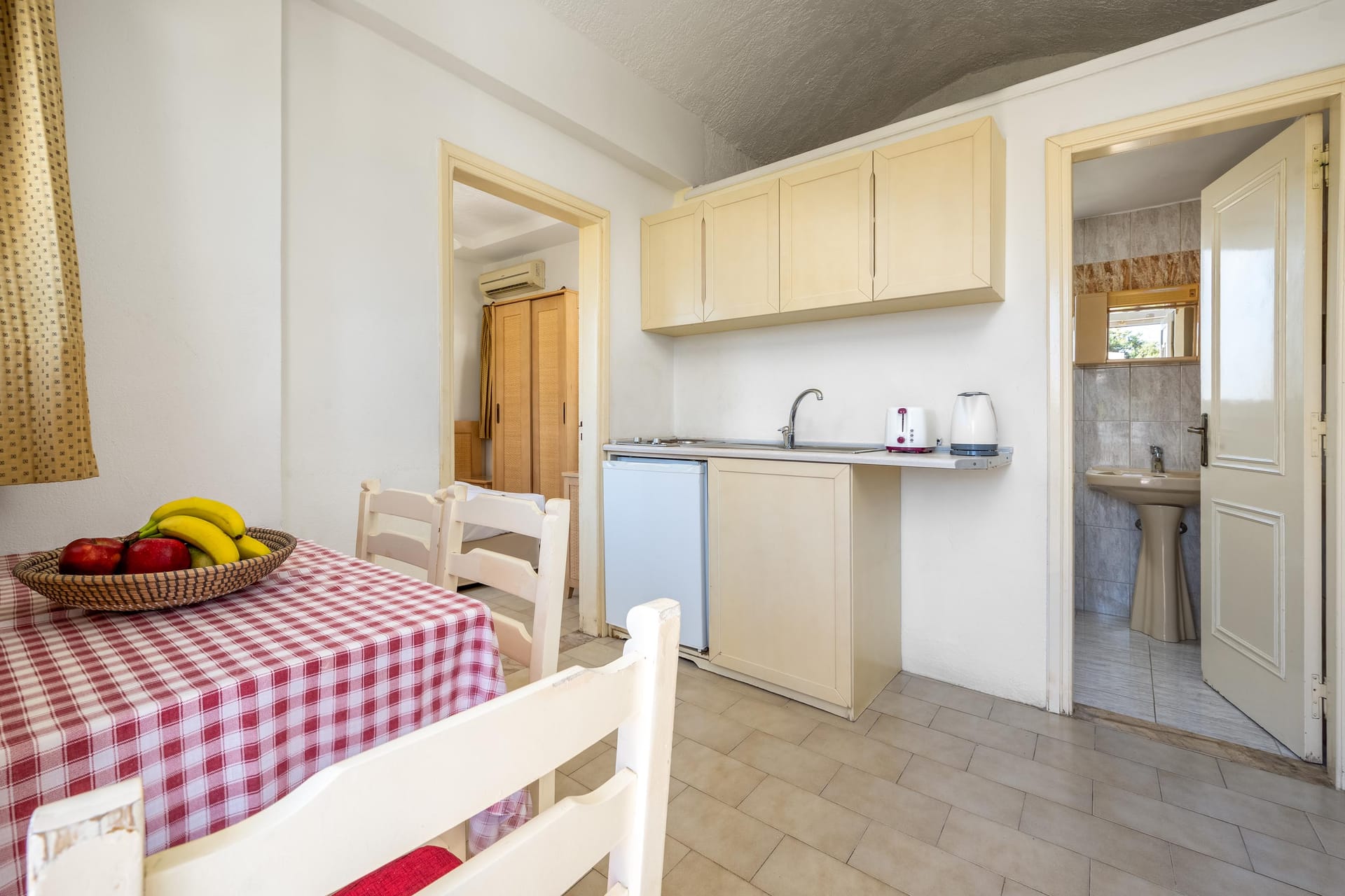 Evi Studios - 2BA01 - 9