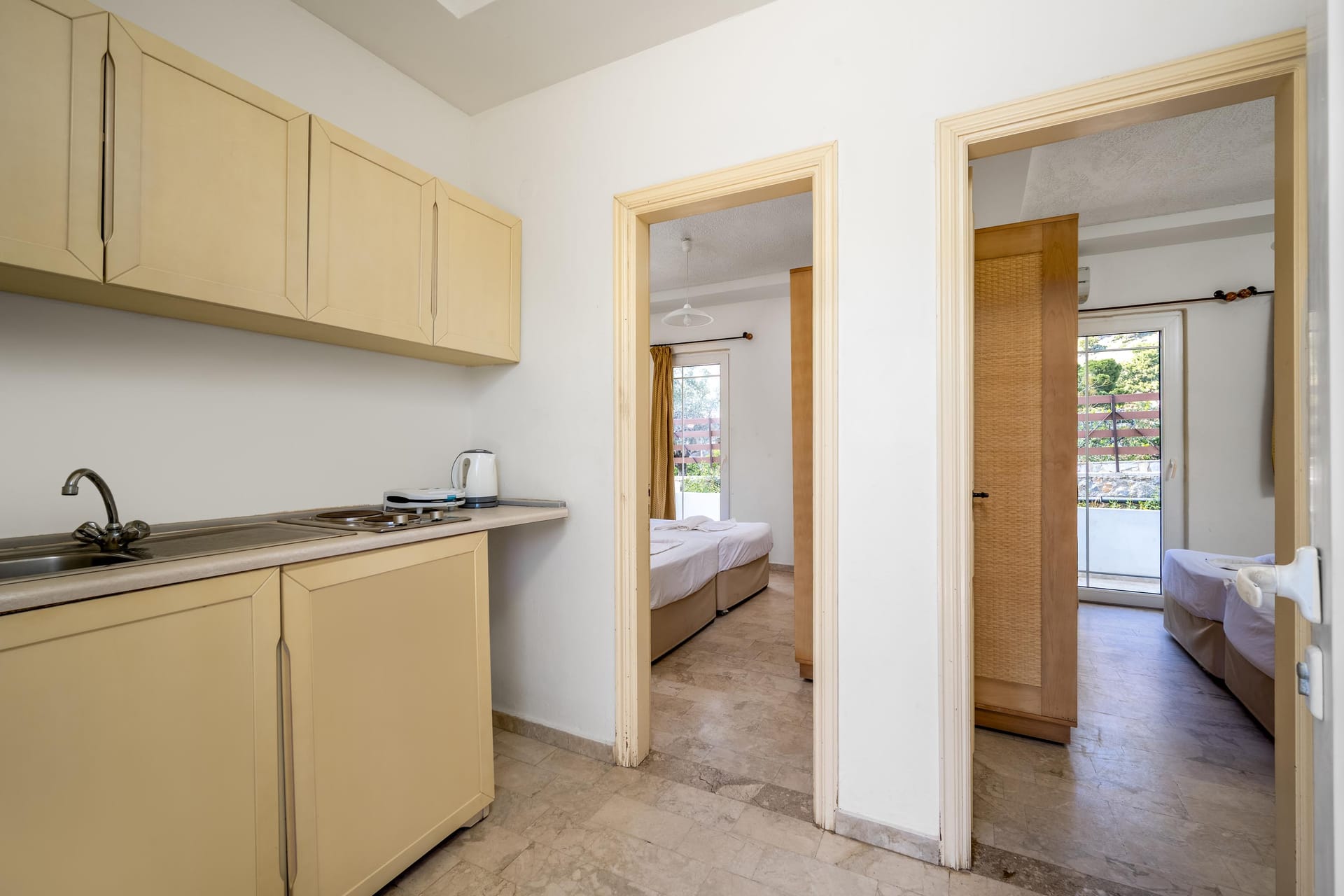Evi Studios - 2BA02 - 6