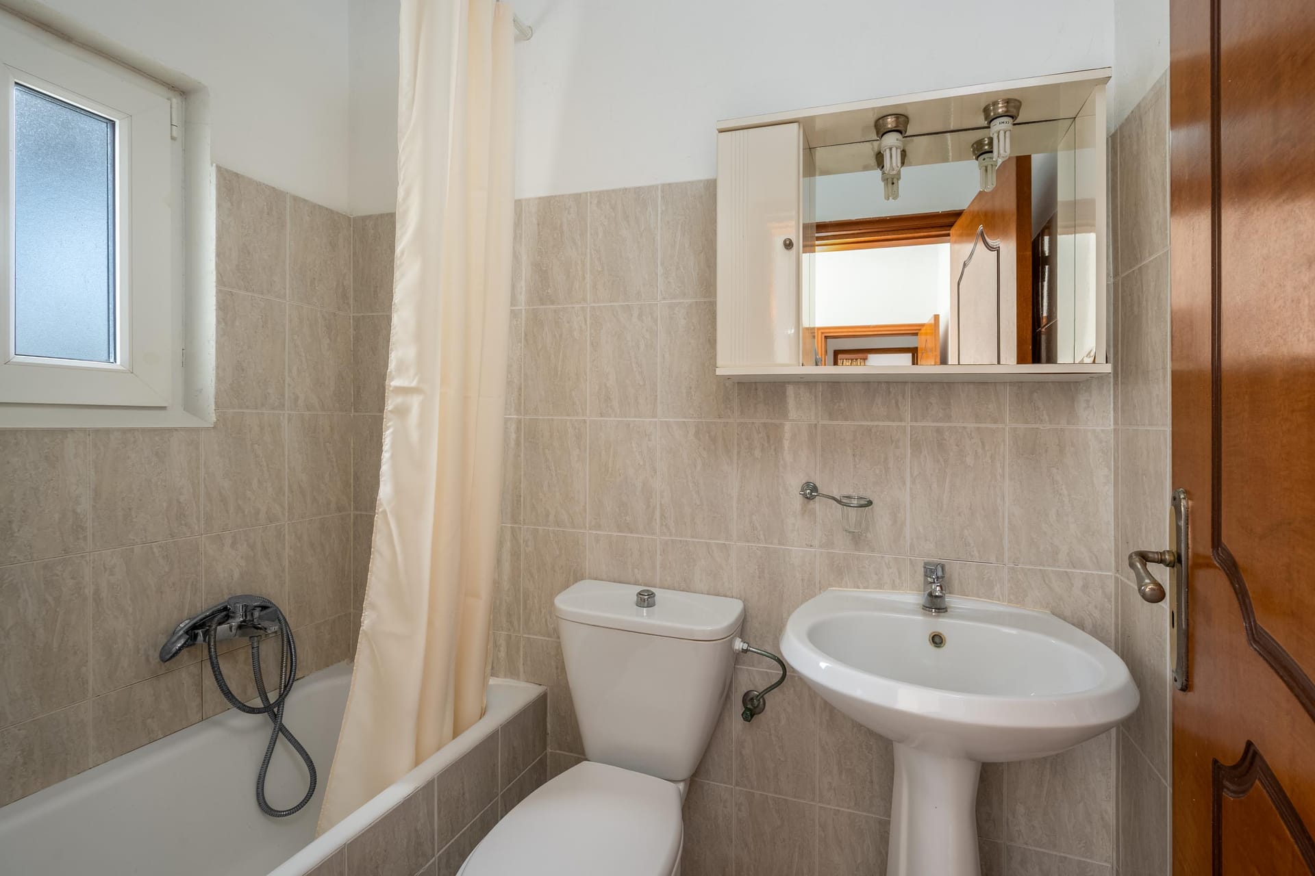 Evi Studios - 2BA03 - 7