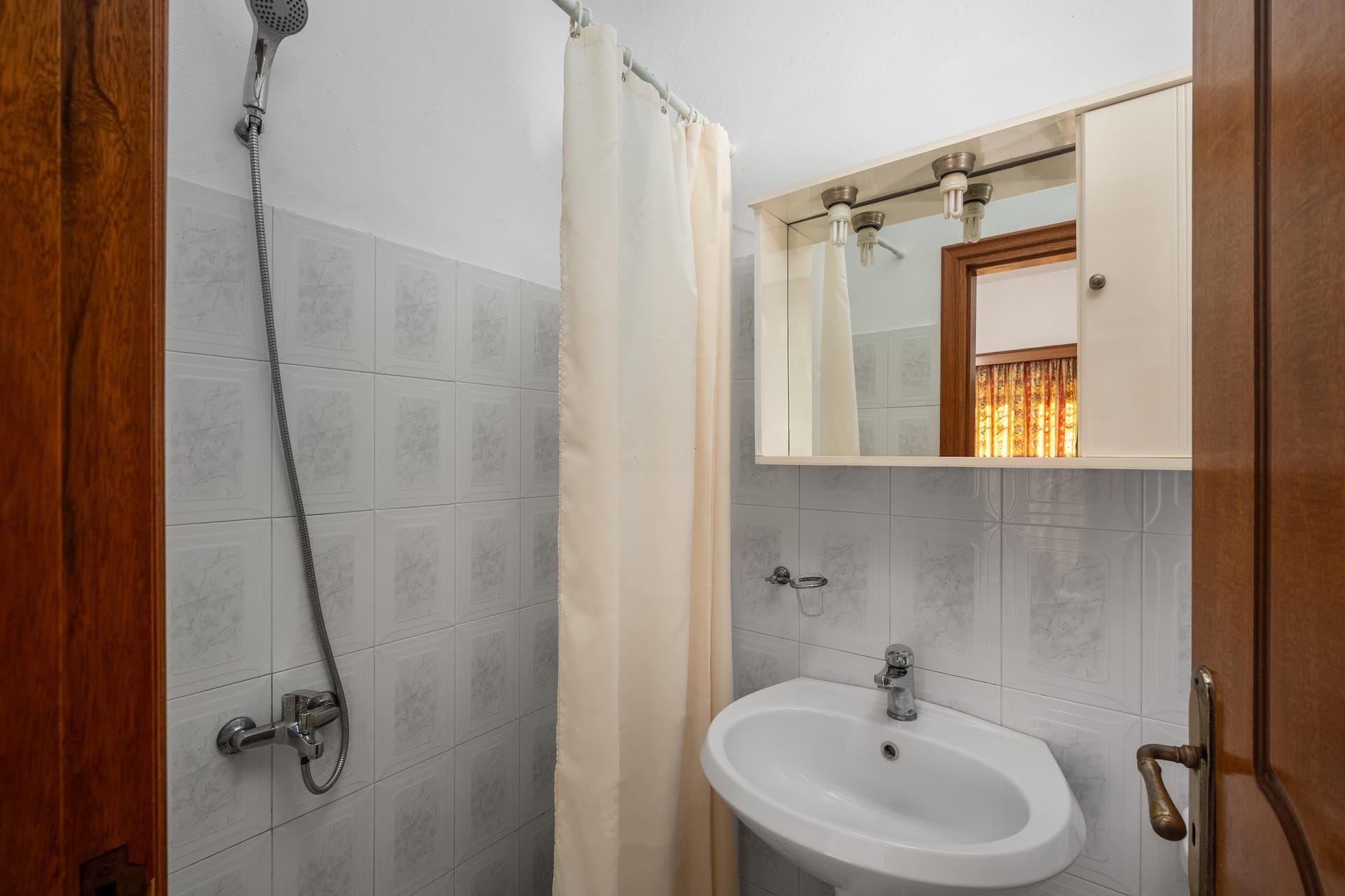 Evi Studios - 2BA03 - 8
