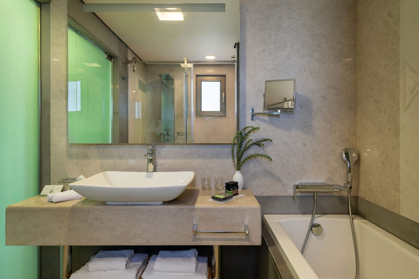 Avra Imperial Hotel - DLXP - 8