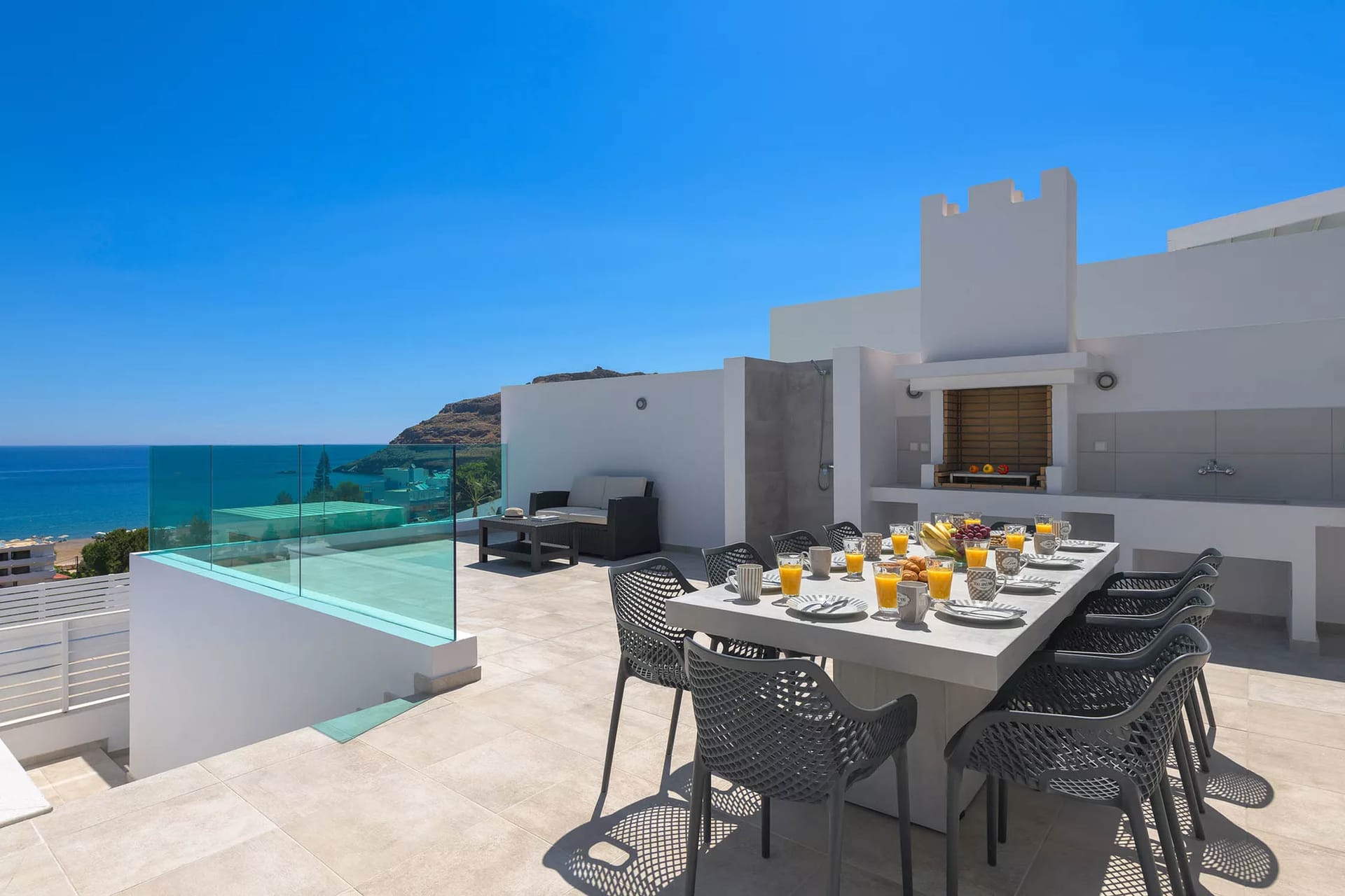5 bedroom villa Genesis