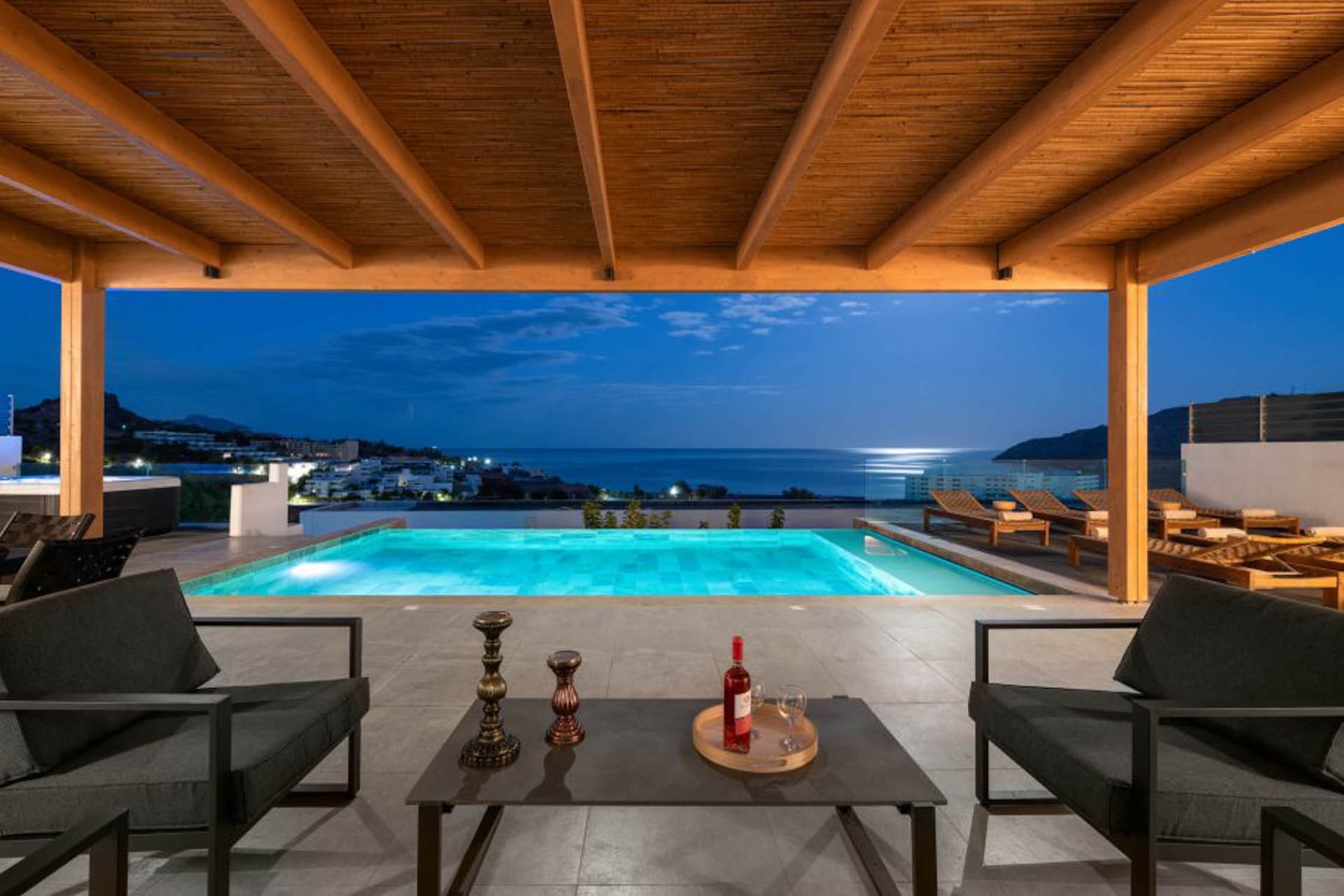 4 bedroom villa Miller