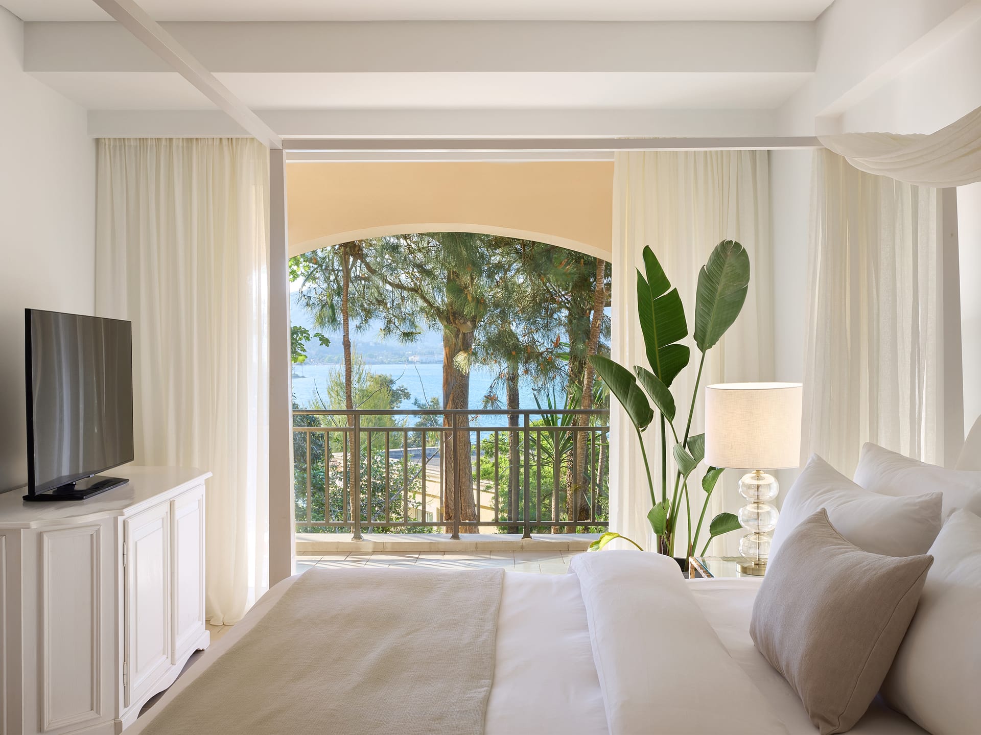 Deluxe Bungalow Suite Garden View